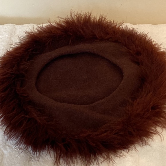 A Brod Wool and Feather Basque Beret Burgundy - Picture 5 of 7